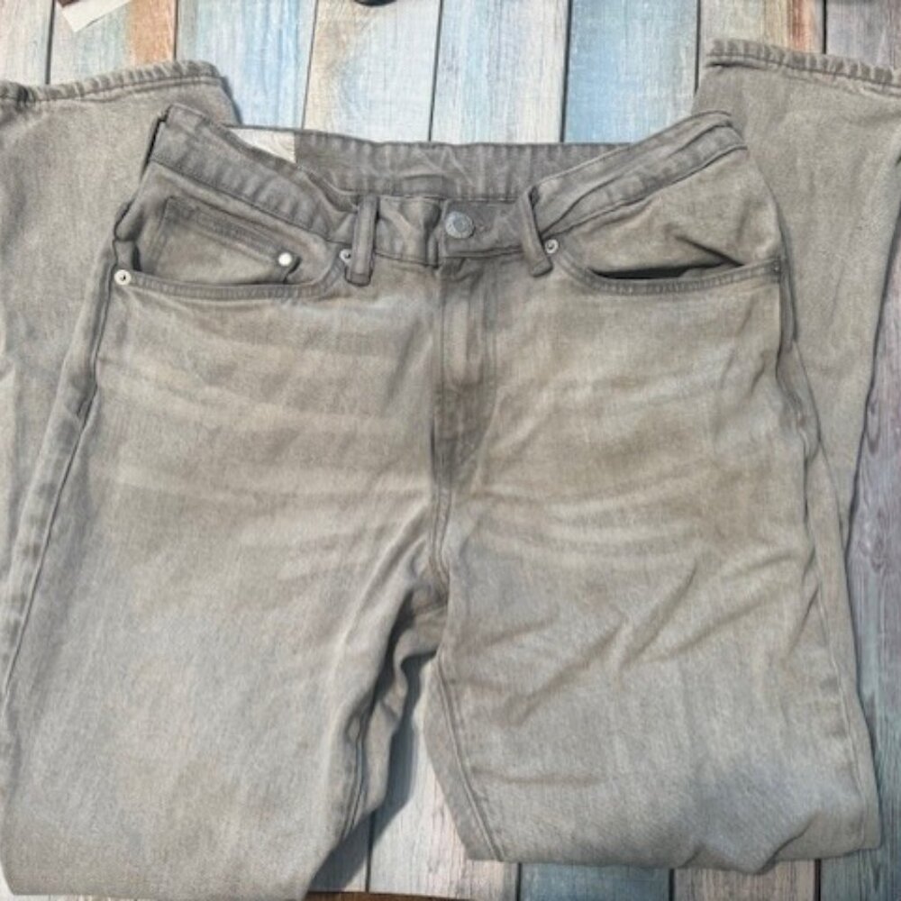 H&M Regular Fit Gray Denim Jeans 30x32 – Light Wash Casual Stretch Pants - Picture 2 of 10